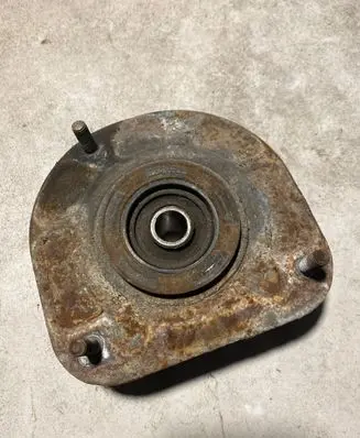 Volvo XC90 Coil spring mount 