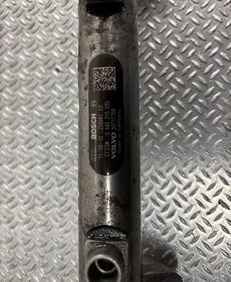 Volvo XC60 Fuel main line pipe 0445215025 0281002990