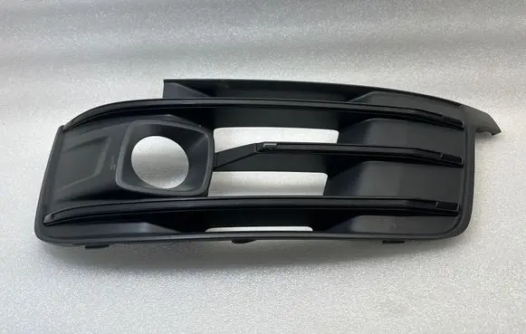 Audi Q7 4M Front bumper lower grill 4M0807681E 907546