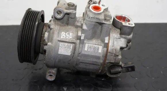 Volkswagen Golf VI Air conditioning (A/C) compressor (pump)