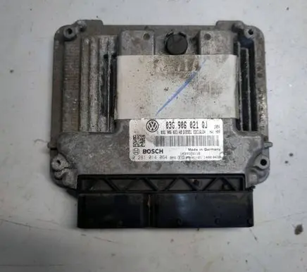 Volkswagen Golf V Engine control unit/module 03G906021QJ 03G900321AB 0281014064