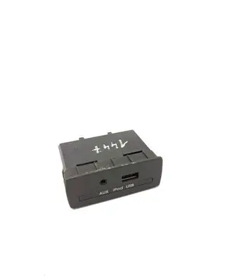 KIA Soul AUX in-socket connector 961202K000 96120-2K000 AMMC0910130412