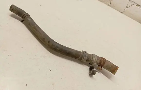 Volkswagen Transporter - Caravelle T4 Engine coolant pipe/hose