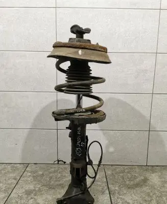Mercedes-Benz C W203 Front shock absorber/damper A2033201630