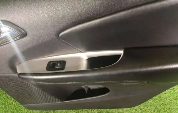 Dodge Journey Rear door card panel trim