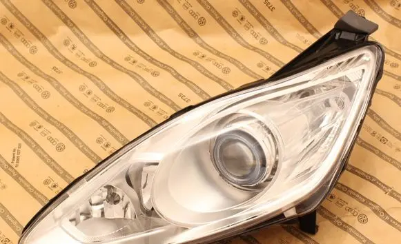 Ford C-MAX II Headlight/headlamp AM5113D155AF