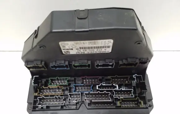 Mercedes-Benz E W212 Fuse module A2129008307