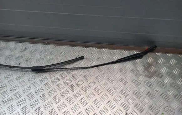 Audi A7 S7 4G Front wiper blade arm 4G1955408C 4G1955408
