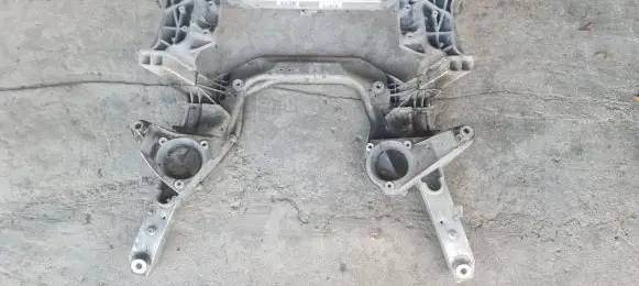 BMW 5 F10 F11 Front subframe 6797647 6799321 439185336