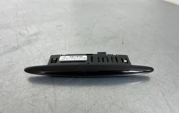 Mercedes-Benz CLA C117 X117 W117 Parking PDC sensor display screen A1725420023