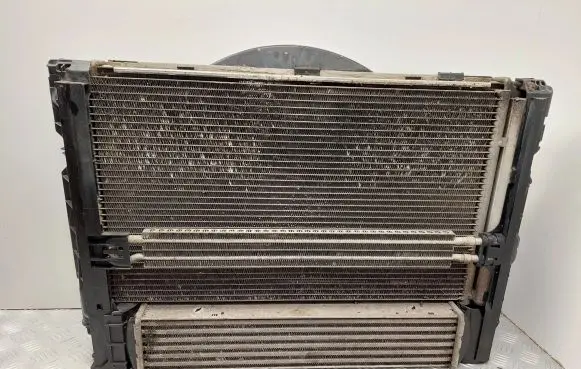 BMW 3 E90 E91 Radiator set 781023603 4745206