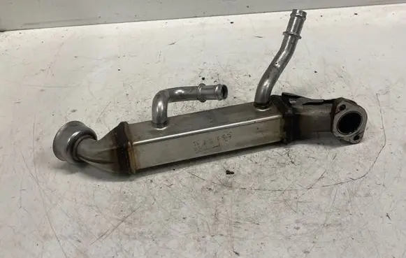 Mercedes-Benz A W168 EGR valve cooler A6401400875 09376 R1031002