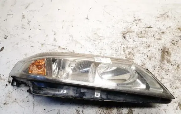Renault Laguna II Headlight/headlamp 8200002847