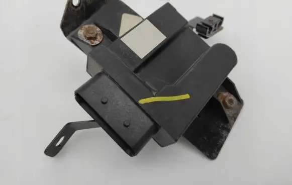 Bentley Continental Fuel pump relay 3W3906093D