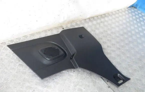 Renault Trafic III (X82) Trunk/boot side trim panel 769015167R