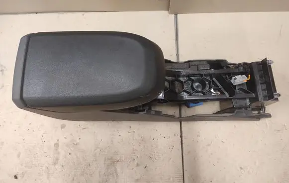 Ford C-MAX I Center console VP7M5X044C16AAW 7M51R045M62ADW