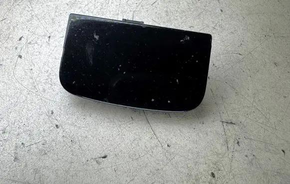 BMW 7 E65 E66 Front tow hook cap/cover 51117142166 7142166 10268110