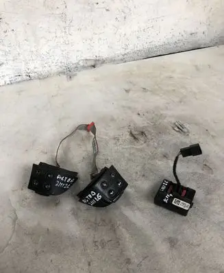 Seat Altea XL Steering wheel buttons/switches 