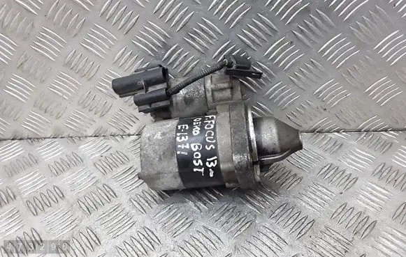 Ford Focus Starter motor esw10e40
