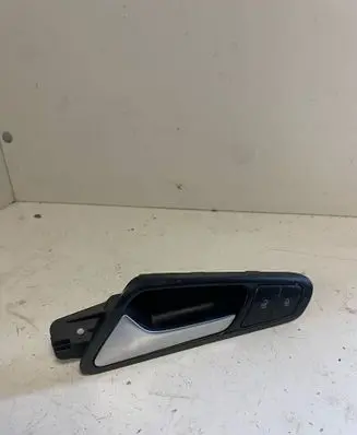 Volkswagen PASSAT B6 Front door interior handle 3C1837113D XCZVG5