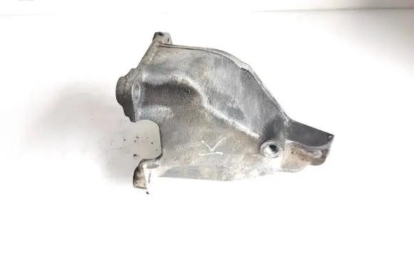 Suzuki Grand Vitara II Engine mounting bracket 200191
