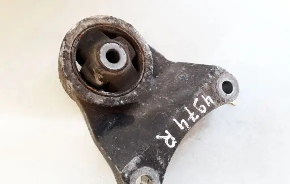Toyota RAV 4 (XA30) Engine mount bracket 4165142120 41651-42120