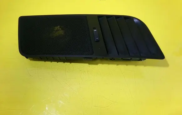 Audi A4 S4 B6 8E 8H Dashboard side air vent grill/cover trim 8H0819793A