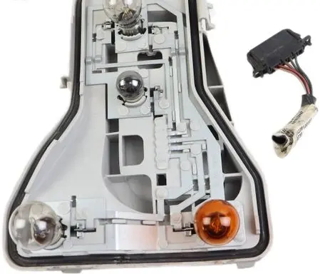Volkswagen Polo IV 9N3 Tail light bulb cover holder 174411984R