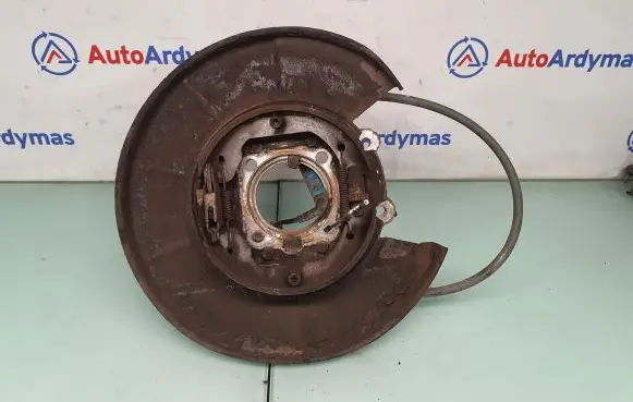 BMW X5 E53 Rear wheel hub spindle/knuckle 1095239 33321095239