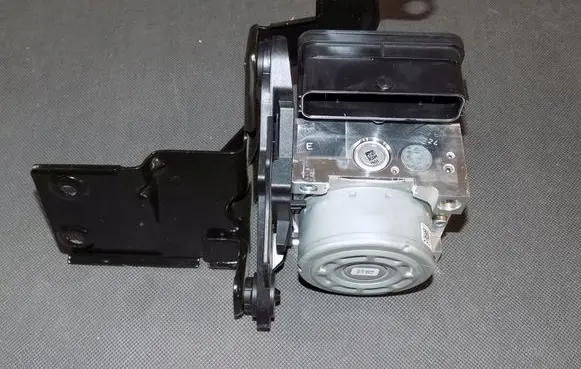 Volkswagen PASSAT B8 ABS Pump 5Q0614517DG