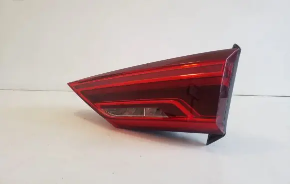 Audi Q3 F3 Tailgate rear/tail lights 83A945094A