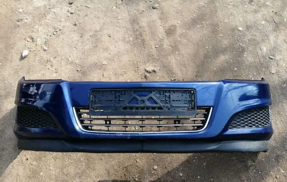 Opel Astra H Front bumper 