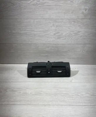 Dash center air vent grill