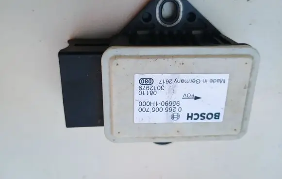Hyundai i30 ESP acceleration yaw rate sensor 0265005700 956901H000 3012979