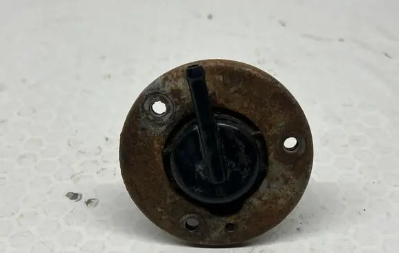 Mitsubishi Pajero In-tank fuel pump MB595490