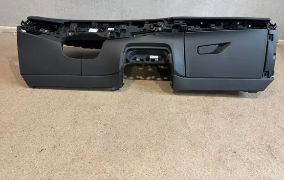 BMW X1 U11 Dashboard 9875244 9495168