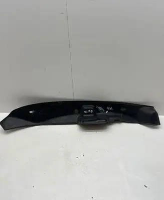 Volvo XC90 Fender end trim 31353953