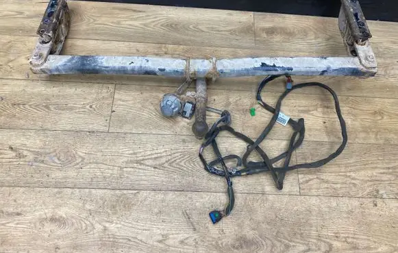 Volvo XC70 Tow bar set 30660365