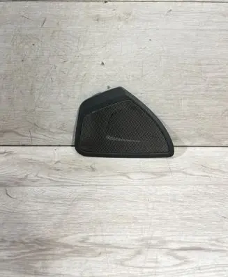 BMW 1 F20 F21 Front door speaker cover trim 7240410