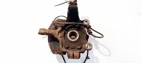 Nissan Tiida C11 Front wheel hub