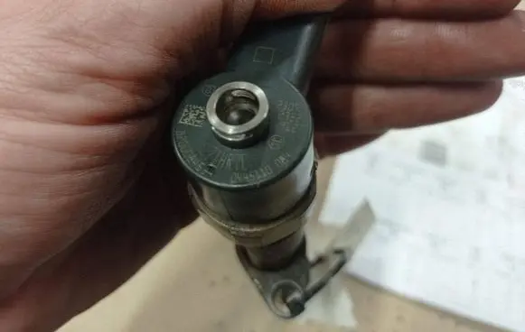 Renault Espace - Grand espace IV Fuel injector 8200084534 0445110084