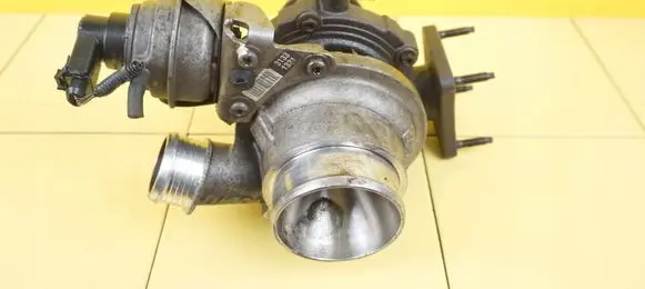 Volvo V60 Turbo 31331331 3HTR14