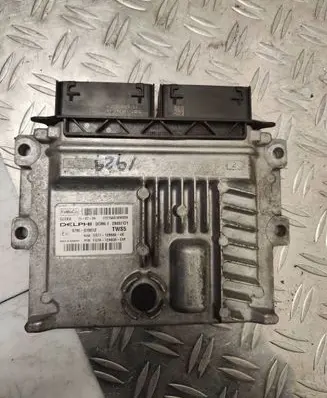 Ford Mondeo MK V Engine control unit/module FS7A12A650CVF DS7112B684UE 28497721