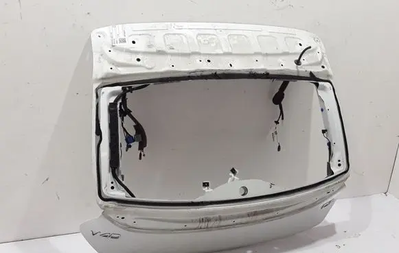 Volvo V40 Tailgate/trunk/boot lid 31299733