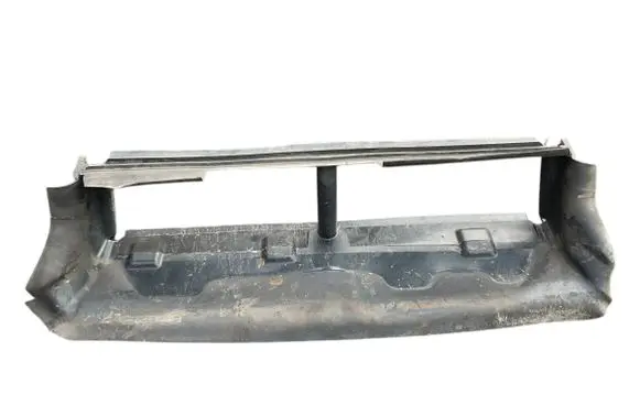 Ford Focus Air intake duct part BM518312AC