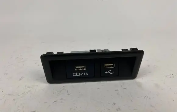 Toyota Mirai II USB socket connector 8619012061 8553212020
