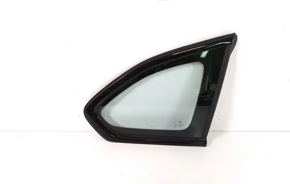 Rear side window