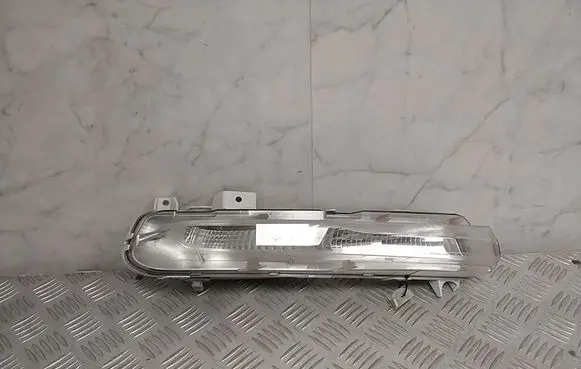 Volvo V40 Front fog light 31290581