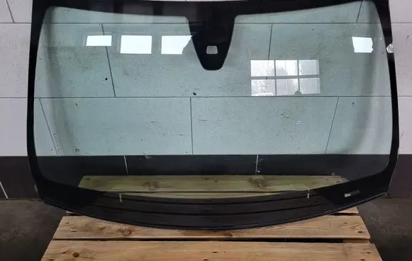 Mercedes-Benz CLA C117 X117 W117 Front windscreen/windshield window 
