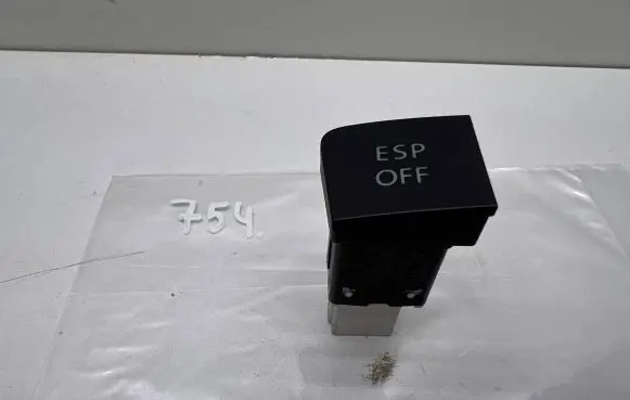 Volkswagen PASSAT B6 ESP (stability program) switch 3C0927117C 16208 15208